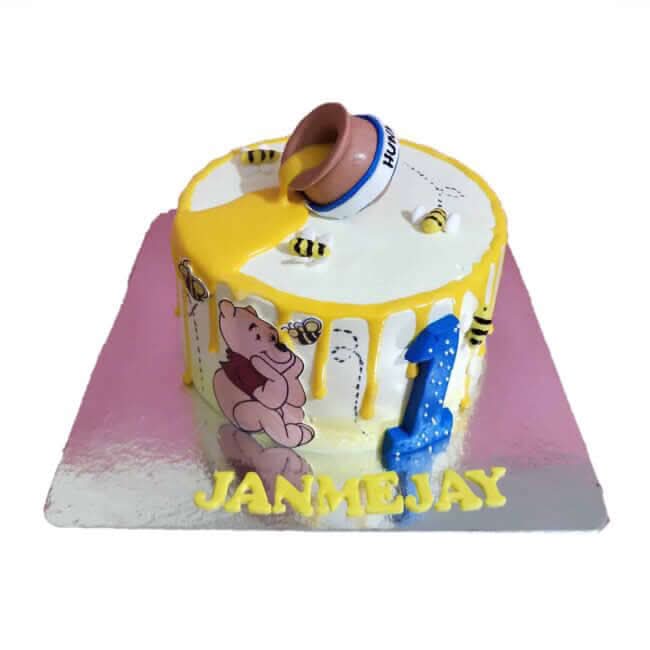 Pooh_Birthday_Cake