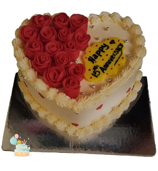 heart-shape-anniversary-cake