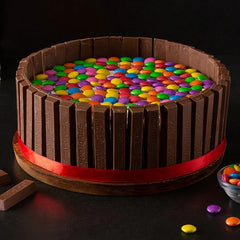 Swirl Of Gems Kit Kat Cake_3