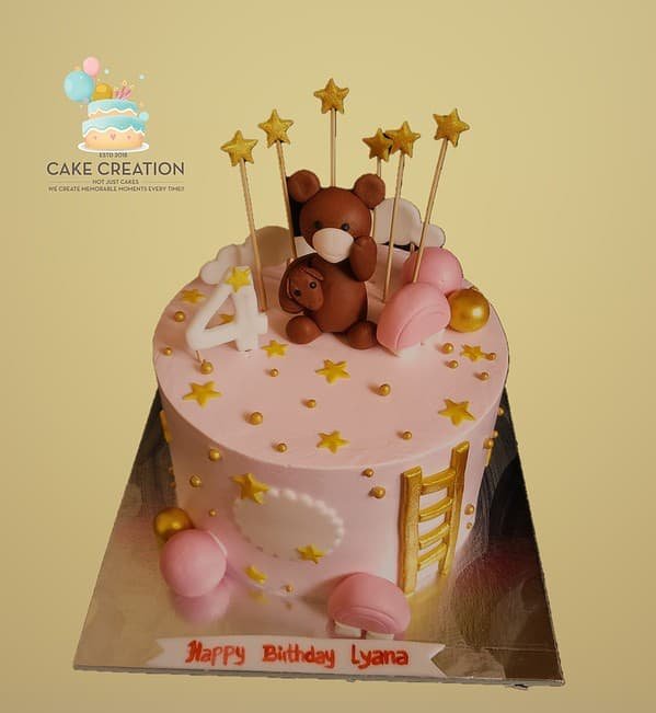 Order Cute N Lovely Teddy Bear Cake Online, Price Rs.3945 | FlowerAura