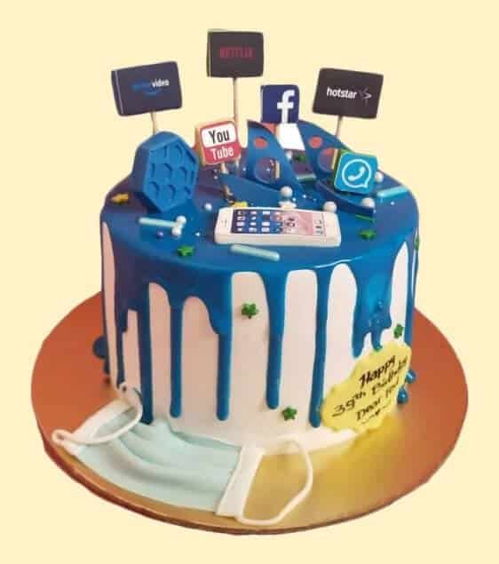 Social-Media-Theme-Cake